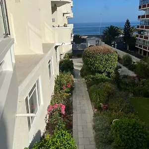https://sea-point-kingsgate-no-10.hotels-capetown.com