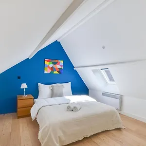  Apartment Centre - Superb 60m2 2bed !